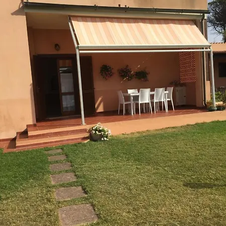 La Casa Sotto La Torre * Chia