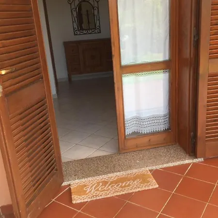 La Casa Sotto La Torre Antica 펜션 *