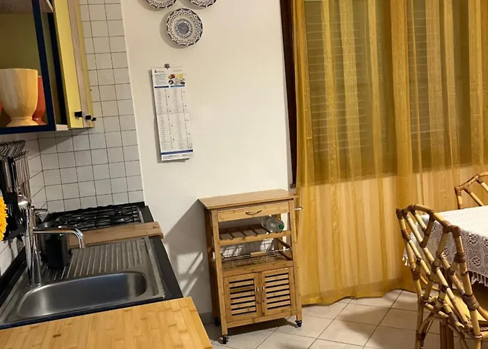 La Casa Sotto La Torre Antica Дом отдыха Киа